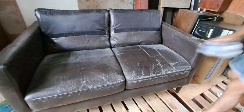 Item 880779 - Image 1