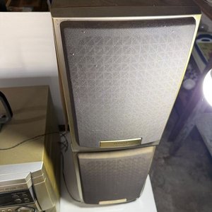 Dos Equipos de Audio Aiwa y Microsonic con Lote de CDs - imagen 4