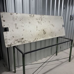 Mesa de Trabajo Grande con Tapa Blanca y Estructura Metálica - imagen 7