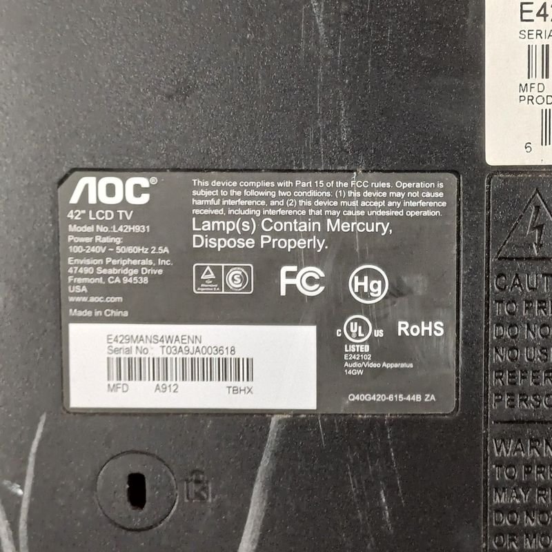 Televisión AOC de 42 pulgadas con pantalla averiada - imagen 10