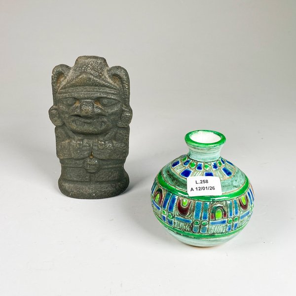 Dos piezas de cerámica del botijo