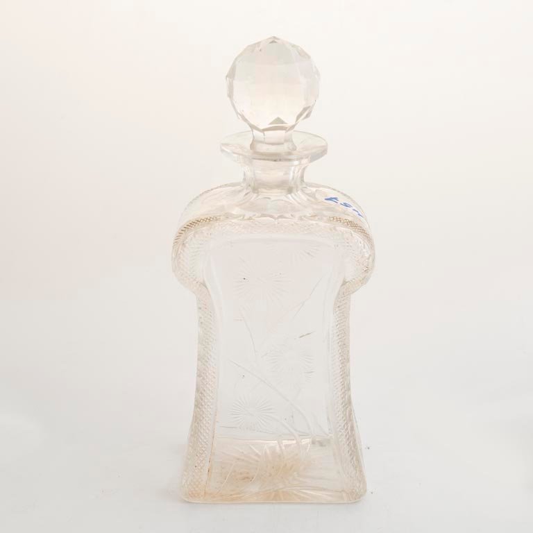 Botellón de Cristal Hialino Tallado con Flores y Tapón