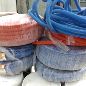 Lote siguiente: 9 Rollos de Caños Corrugados para Construcción
