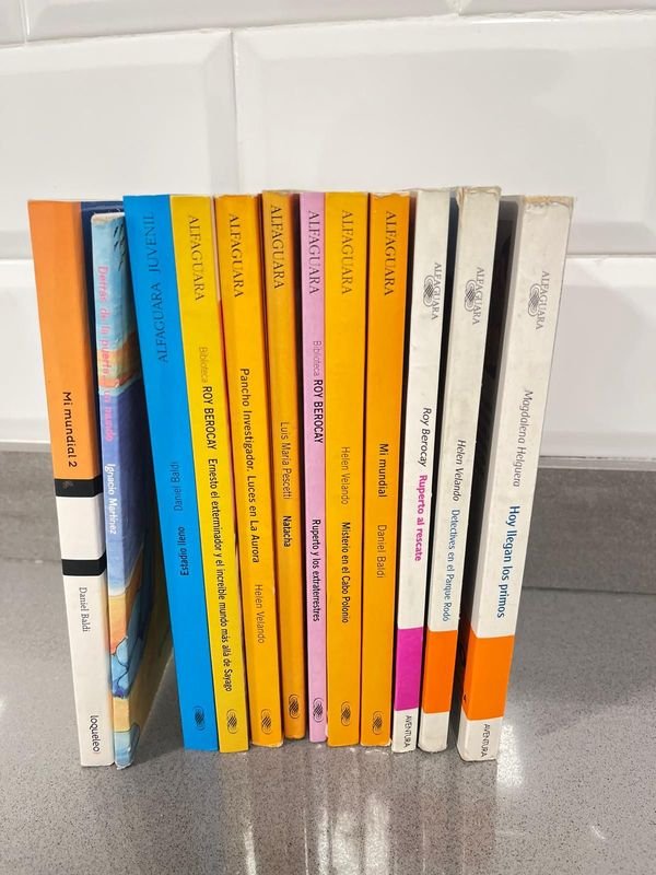 Lote de Libros Infantiles y Juveniles de Autores Uruguayos