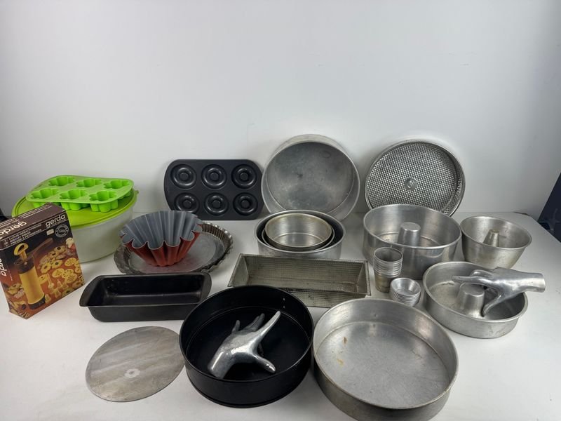Lote anterior: Lotes de repostería y utensilios de cocina en excelente estado