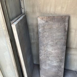 Armario Metálico Industrial con Dos Puertas y Estantes - imagen 5