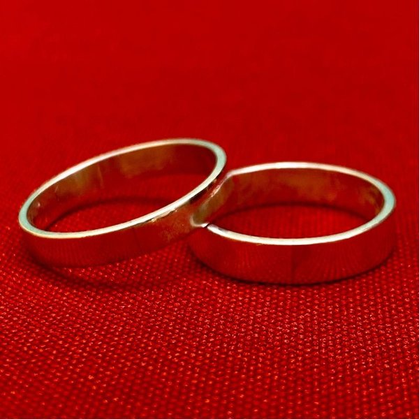 Dos alianzas de plata para mujer - imagen 1