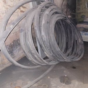 Lote siguiente: Rollo de Cano Negro Flexible