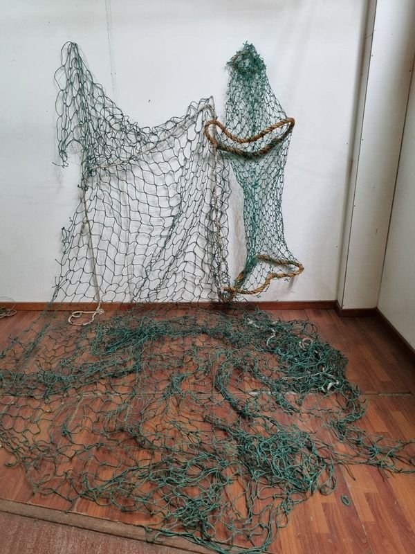 Red de Pesca Artesanal Verde con Aros y Cuerda Perimetral - 4.30x2.80mts