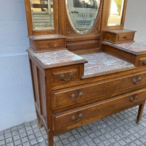 Tocador Antiguo de Roble con 3 Espejos y Tapa de Mármol - imagen 3