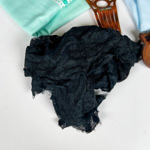 Seis fundas, mantilla, castañuelas y peineta - imagen 3