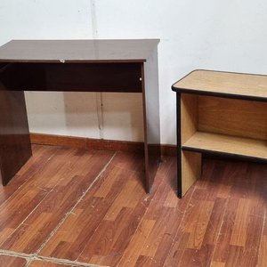 Juego de 2 Mesas Auxiliares, Tono Castaño Oscuro y Madera Clara - imagen 1