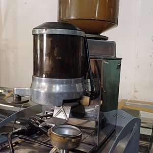 Máquina de Café Rilo con Molinillo Integrado - imagen 3