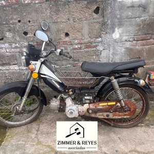 Moto Winner a la vista, para repuestos o restaurar - imagen 6