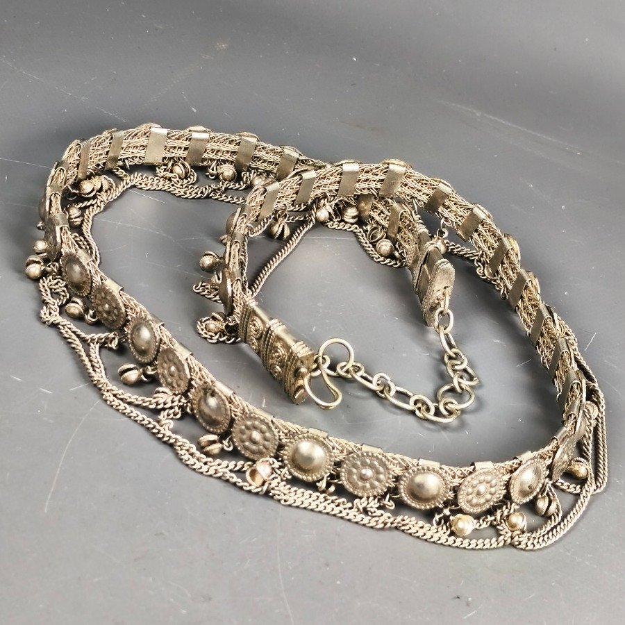 Item 16413 - Image 0