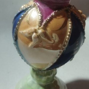 Lote siguiente: Mate de Porcelana Antiguo Estilo Isabelino