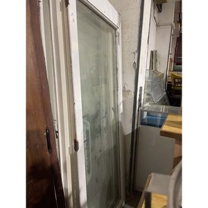 Lote siguiente: 3 Hojas de Puerta de Madera y Vidrio sin Marco (85x202 cm)