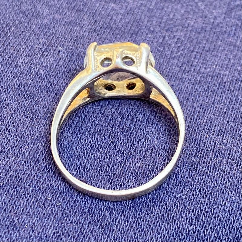 Item 843485 - Image 1