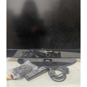 Televisor Samsung 32 Pulgadas con Control Remoto - imagen 2
