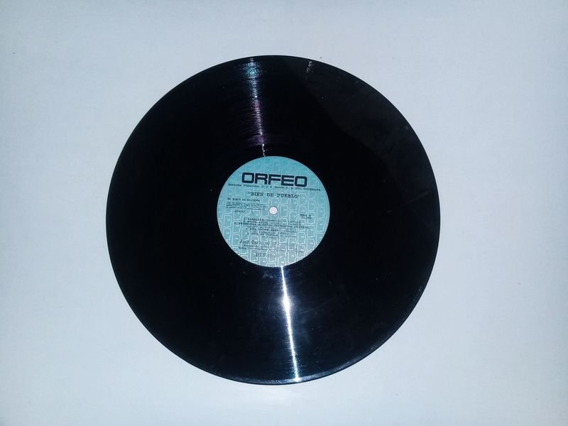 Lote anterior: Disco de pasta original de la época Orfeo