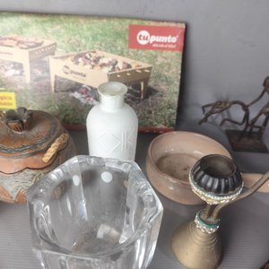 Lote Variado: Figura de Porcelana, Pipa, Recipientes y Más - imagen 3
