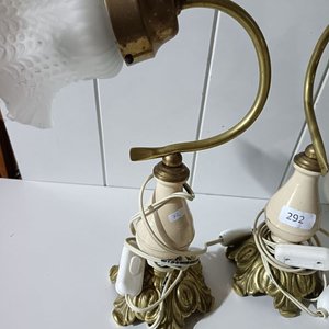 Lote de 2 Lámparas de Mesa y Base de Lámpara Antigua - imagen 2