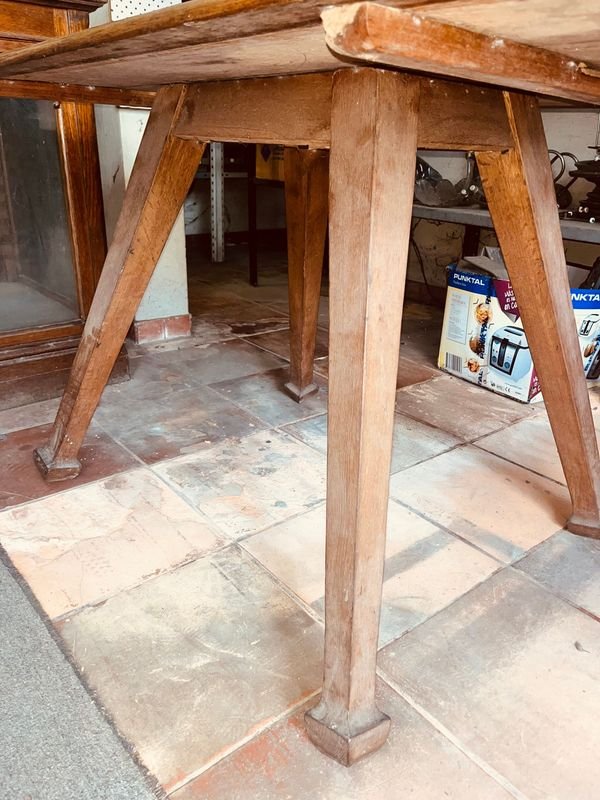 MESA DE ROBLE EN BUEN ESTADO - imagen 3