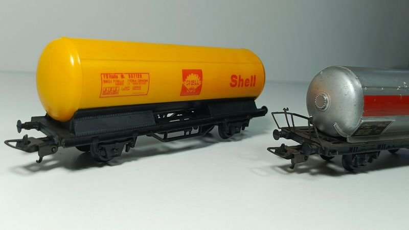Modelos de tanques cisterna HO a escala 1:87 para Shell y Esso - imagen 3