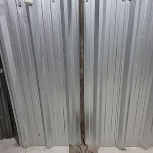 Lote de Herramientas de Jardín y Trabajo: Palas, Serrucho, Guadaña y Rastrillo - imagen 7