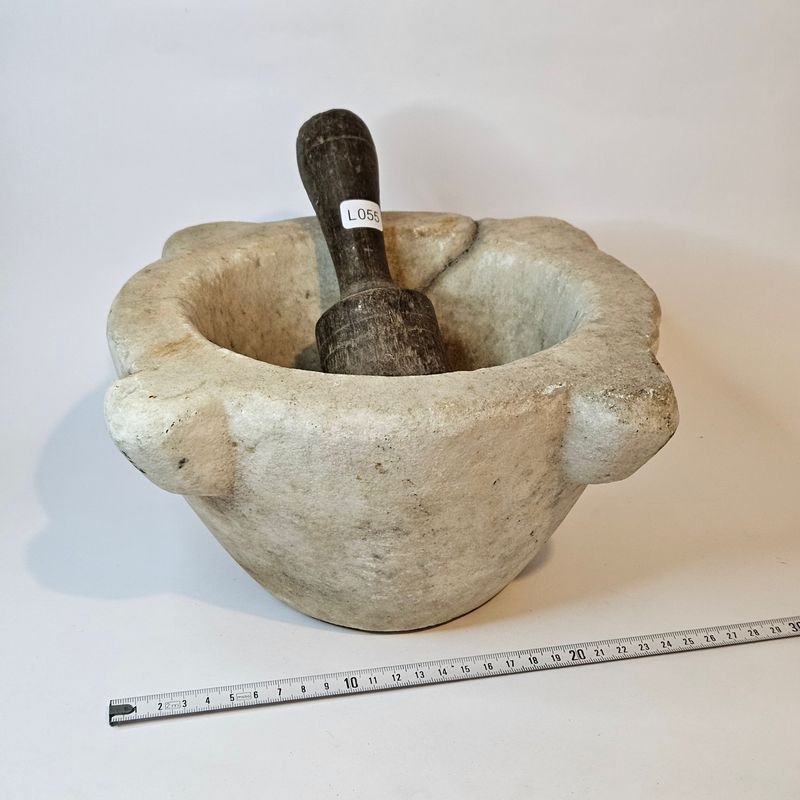Mortero de mármol antiguo con pestle - imagen 4
