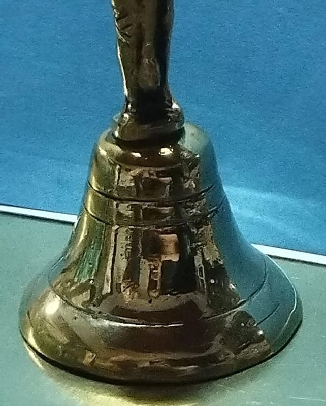 Campanilla de bronce macizo para decoración - imagen 3