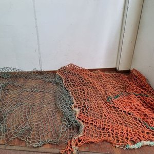 Par de Redes de Pesca de Arrastre Tipo Boliche - Verde y Naranja - imagen 1