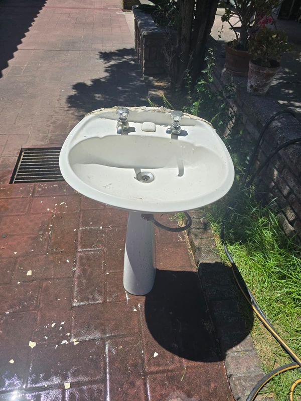 Item 846862 - Image 0