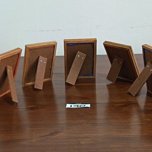 Conjunto de 5 Miniaturas Persas Estilo Oriental con Marcos de Taracea - Escenas de Caza y Guerreros - imagen 4