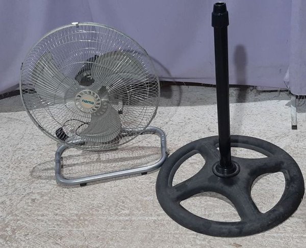 Ventilador de Pie y Mesa Negro Marca Nama - imagen 1