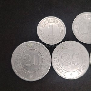 Lote de 5 Monedas de Uruguay: 1, 10, 20, 25 y 50 Centésimos - imagen 3