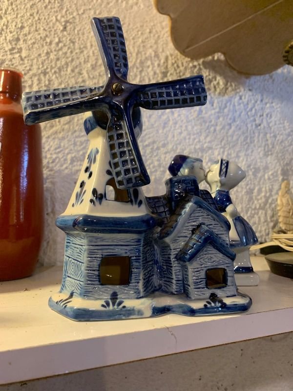 Item 890447 - Image 1