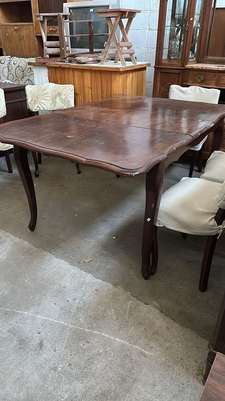 Lote anterior: MESA PROVENZAL CON ALARGUE. Muebles de hogar