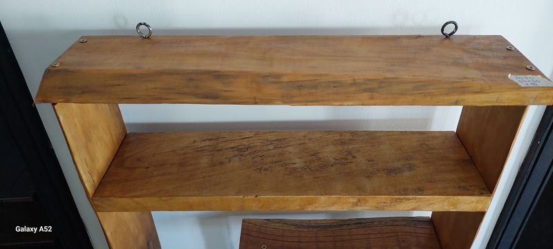 Estante artesanal de madera de arbol handmade - imagen 6