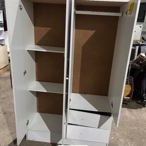 Ropero Blanco de Cuatro Puertas con Cajones - imagen 3