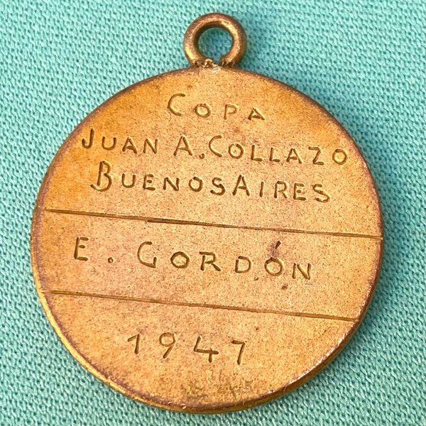 Medalla de la Federación Uruguaya de Volleyball Amateur - imagen 2