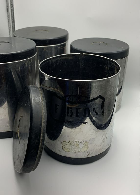 Recipientes de cocina en buen estado - imagen 3