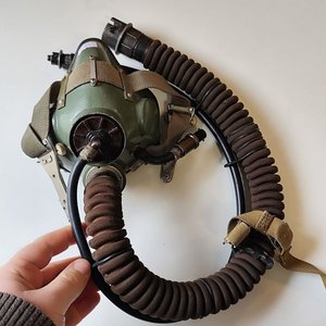 Lote siguiente: Mascarilla de Oxígeno Piloto Soviético KM34 Años 80s Usada Guerra Afganistán
