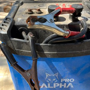 Arrancador de Baterías Ahlpa Pro Carga Rápida - imagen 3