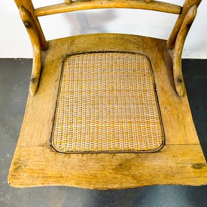 Juego de Cuatro Sillas Vienesas de Roble y Ratán con Respaldo Calado - imagen 3