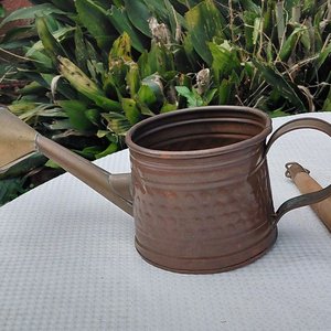 Lote de 7 Utensilios de Cocina y Riego en Cobre con Mangos de Madera - imagen 4