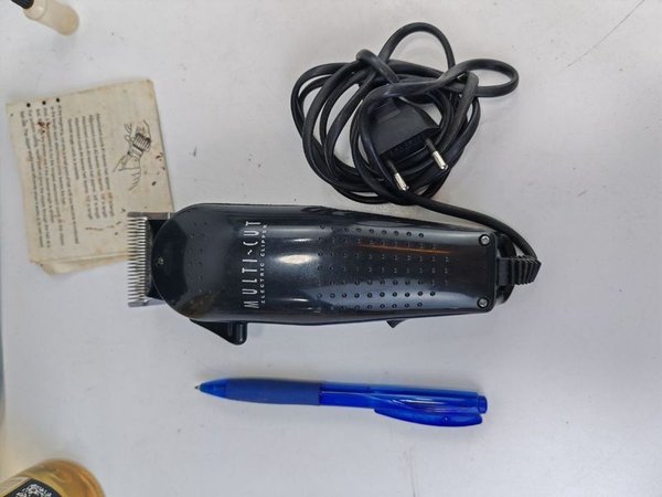 Cortadora de pelo eléctrica con múltiples accesorios - imagen 3