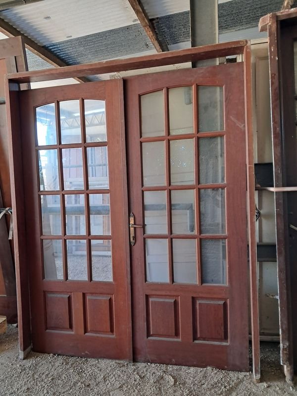 Item 882878 - Image 1