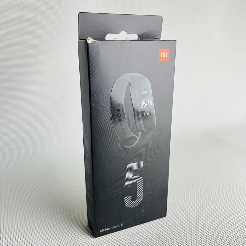 Lote siguiente: Pulsera inteligente Xiaomi Mi Smart Band 5 NUEVA