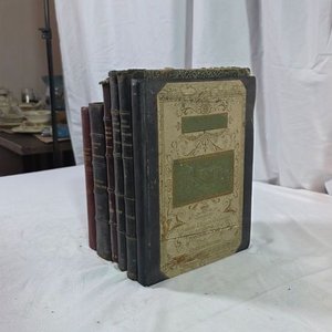 Lote de 7 Libros Antiguos de Tapa Dura - imagen 3